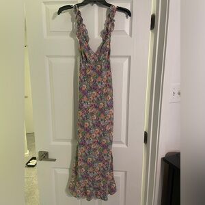 Sleeveless midi dress